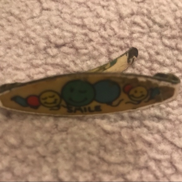Dreamcore😽 Vintage 80s “Smile” Hair Accessory - Picture 3 of 5